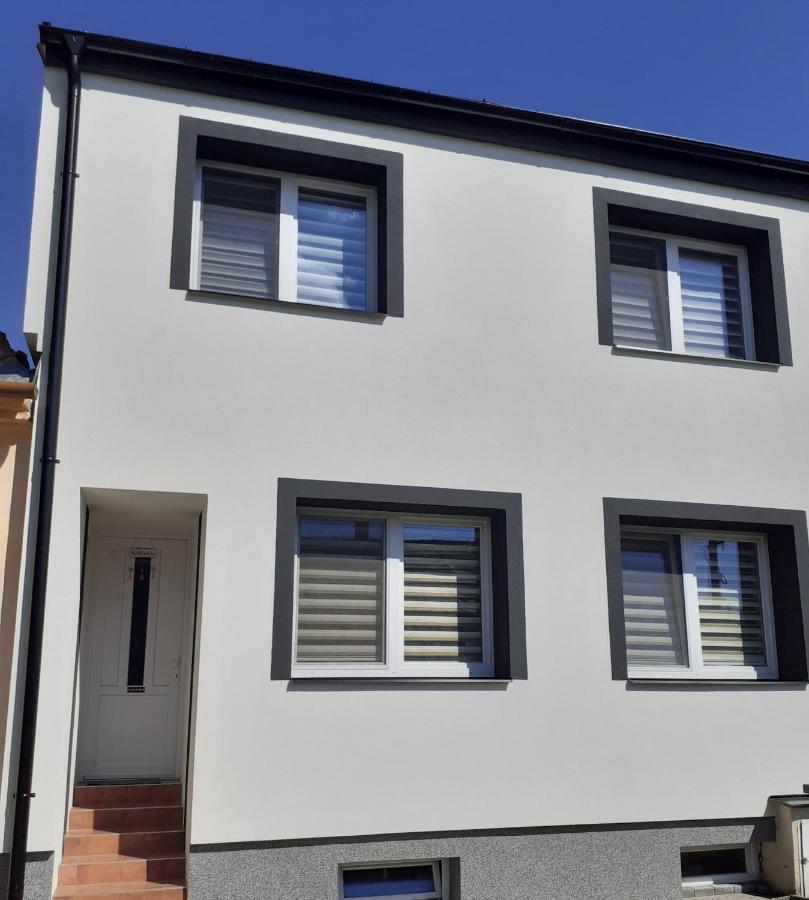 Apartman Laumar 3 Bzenec Zewnętrze zdjęcie